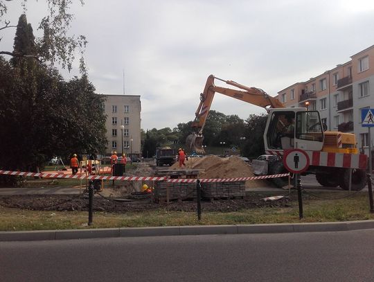 Chełm: Dobiega końca przebudowa parkingów pod gmachem