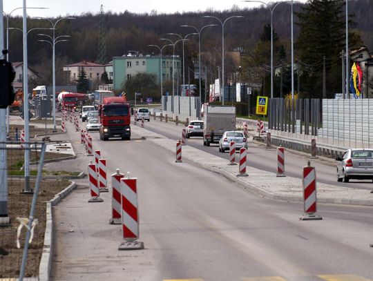 Chełm: Drogowcy nie zwalniają tempa prac - będą nowe utrudnienia