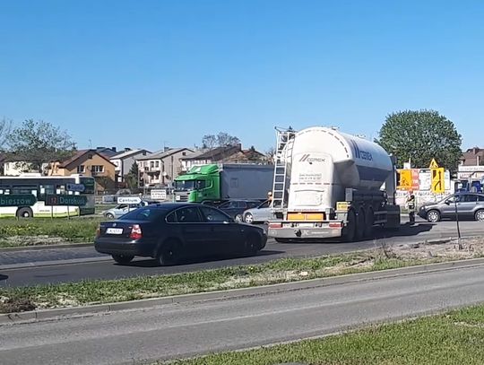 Chełm: Kierowcy samochodów i pasażerowie autobusów narzekają na korki, ale prace zmierzają ku końcowi