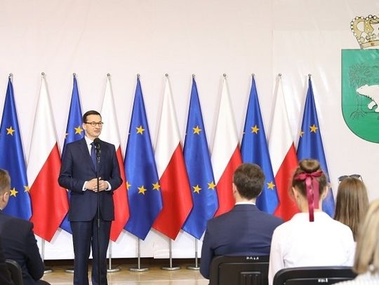 Chełm: Premier Mateusz Morawiecki w II LO - "Proszę Was abyście zawsze o Polsce mówili jak najlepiej"