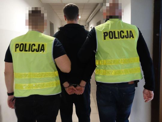 Chełmscy kryminalni zatrzymali ściganego listem gończym. Chciał zwiać przez okno