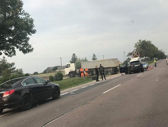 Groźny wypadek na trasie Chełm-Lublin. Dwie osoby trafiły do szpitala