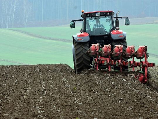 Krasnystaw: Pijany traktorzysta został zatrzymany przez 23-latków