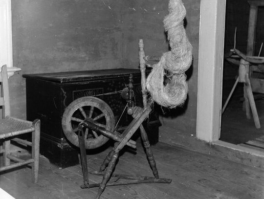 W latach 70-tych w wielu gminach powstawały kolejne izby pamiątek z przeszłości