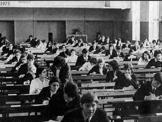 Zdjęcie ilustracyjne/Egzamin maturalny w Zespole Szkół nr 22 we Wrocławiu w 1973 roku