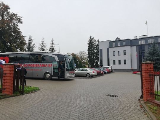 Krwiobus stanął pod Urzędem Gminy Chełm