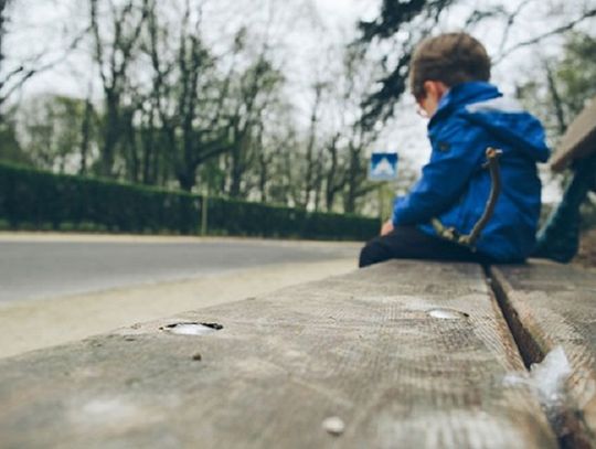 Matka straciła na deptaku z oczu 3,5-letniego syna. Chłopiec odnalazł się... na ulicy Szpitalnej!