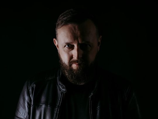 Michał Śmielak - autor thrillerów z Sandomierza
