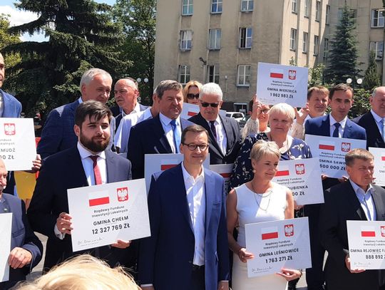 Morawiecki z wizytą w Chełmie. Przekazał wsparcie finansowe lokalnym samorządom