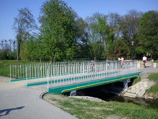 Nikt nie dba o zarośniętą Uherkę