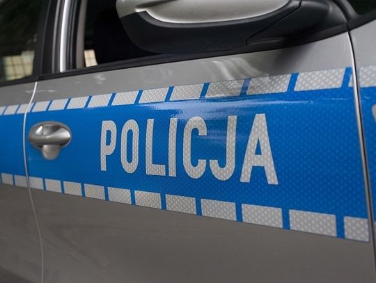 Okuninka: Wjechał autem w pieszego i uciekł 