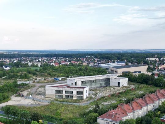 Stan surowy i... koniec? Co dalej z Instytutem Nauk Medycznych w Chełmie?