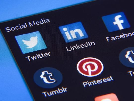 Uwaga na hakerów - włamują się na Facebooka
