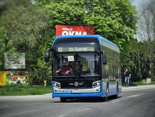 Wiadomości lokalne. Awarie wodorowców i drogi wodór. Dyskusja radnych o CLA