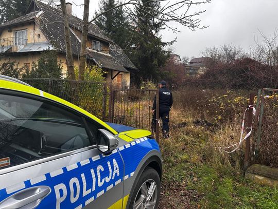 Krasnostawscy policjanci w trakcie codziennej służby patrolują pustostany i ogródki działkowe.