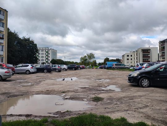 Miasto unieważniło przetarg na budowę zielonego parkingu przy ulicy Jedność.