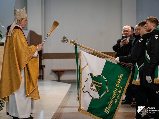 Wiadomości lokalne. Chełmianka z poświęconym sztandarem. Klub świętuje 70-lecie