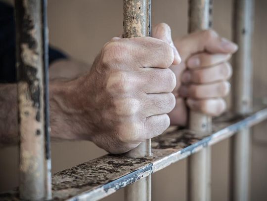 Wiadomości lokalne. Chełmscy dzielnicowi zatrzymali poszukiwanego. Do odsiadki ma 1,5 roku