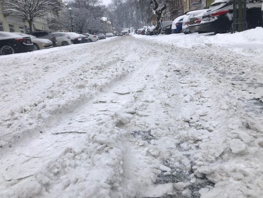 Wiadomości lokalne. Chełmskie potyczki z zimową aurą. Ma padać do wieczora