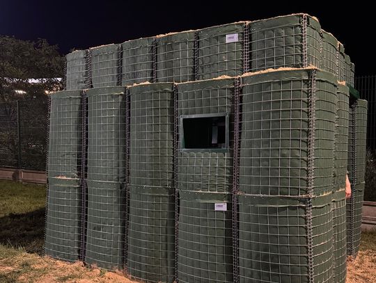 Konstrukcje typu Hesco bastion mają wzmocnić bezpieczeństwo funkcjonariuszy SG na przejściach granicznych.