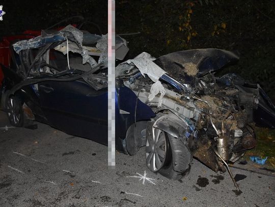 Wiadomości lokalne. Dwa samochody i kombajn. Tragiczny wypadek w Siedliszczu