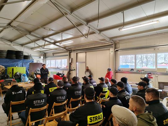 Na zdjęciu uczestnicy szkoleń  „OSP na straży środowiska. Transgraniczne działania zapobiegające skutkom zmian klimatu”