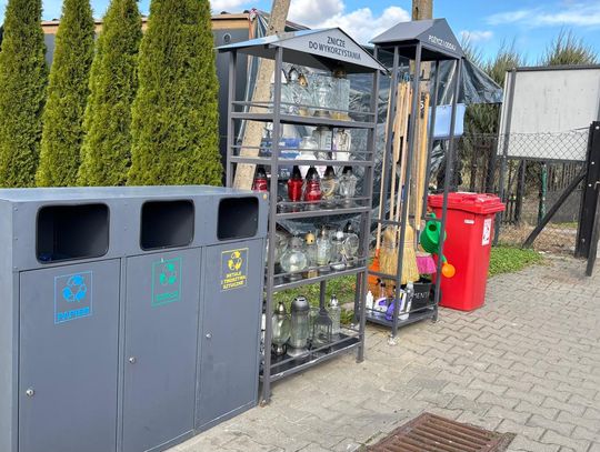Wiadomości lokalne. Na drogach tłoczniej. Policja apeluje o ostrożność. Cmentarz komunalny w Chełmie w okresie Wszystkich Świętych. Wiadomości lokalne. Na drogach tłoczniej. Policja apeluje o ostrożność. Cmentarz komunalny w Chełmie w okresie Wszystkich Świętych.