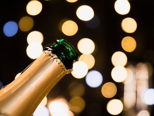 Wiadomości lokalne. O miejskim sylwestrze w Chełmie wciąż niewiele wiadomo, ale będzie można go uczcić w miejskiej przestrzeni alkoholem. Radni podjęli decyzję w tej sprawie