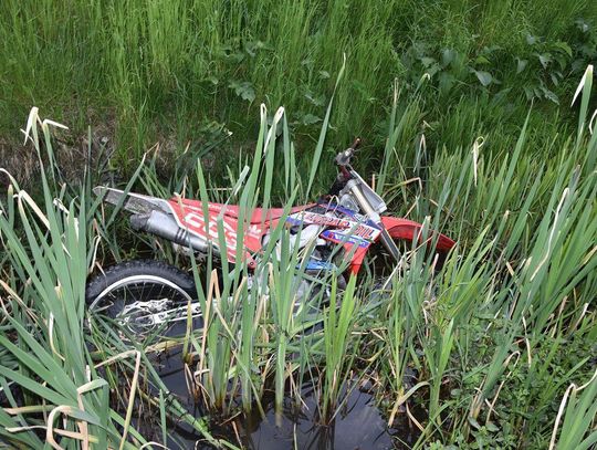 31-letni motocyklista trafił do szpitala po groźnym wypadku w Stawie.