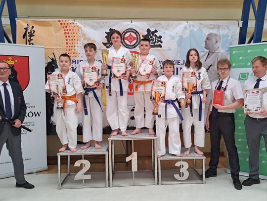 Wiadomości sportowe - medale karateków chełmskiego Kanku