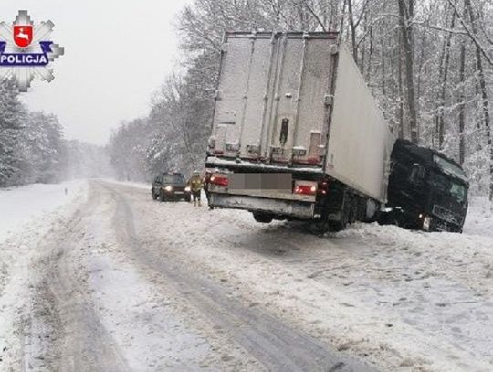 Włodawa: Wiele kolizji na zaśnieżonych drogach