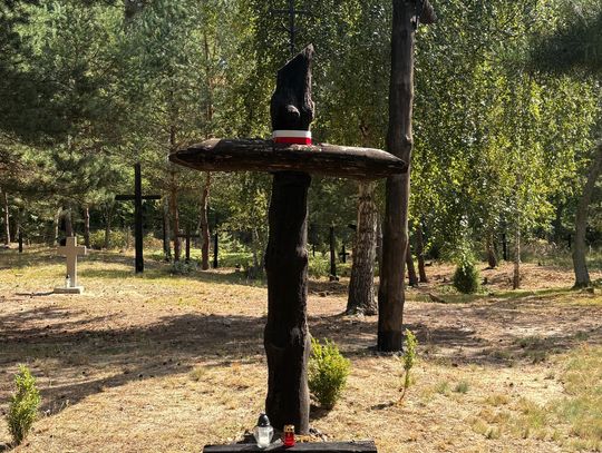 Znicze, modlitwa, pamięć – rocznica tragicznych wydarzeń w Ostrówkach