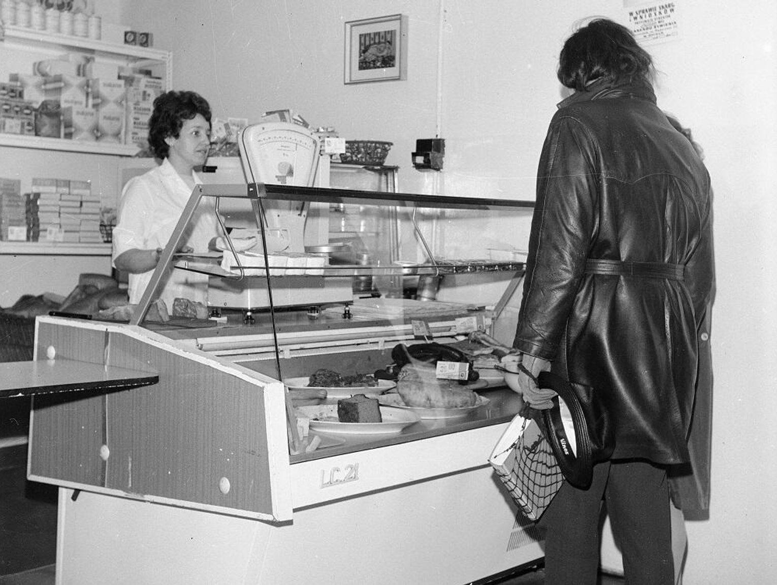 Kroniki miasta. Oranżada zakładnikiem kierownika gospody. Handlowe migawki z Chełma i regionu z początku lat 70-tych