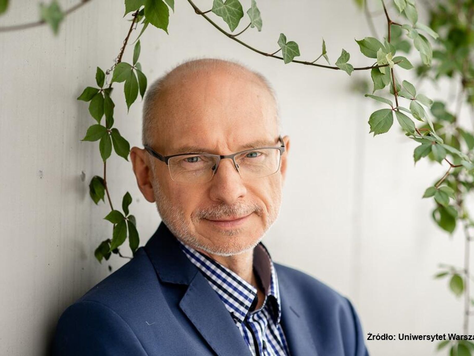 O naszej odpowiedzialności za słowo. Rozmowa z wybitnym językoznawcą, autorytetem w dziedzinie kultury języka i leksykografii, Mirosław Bańko