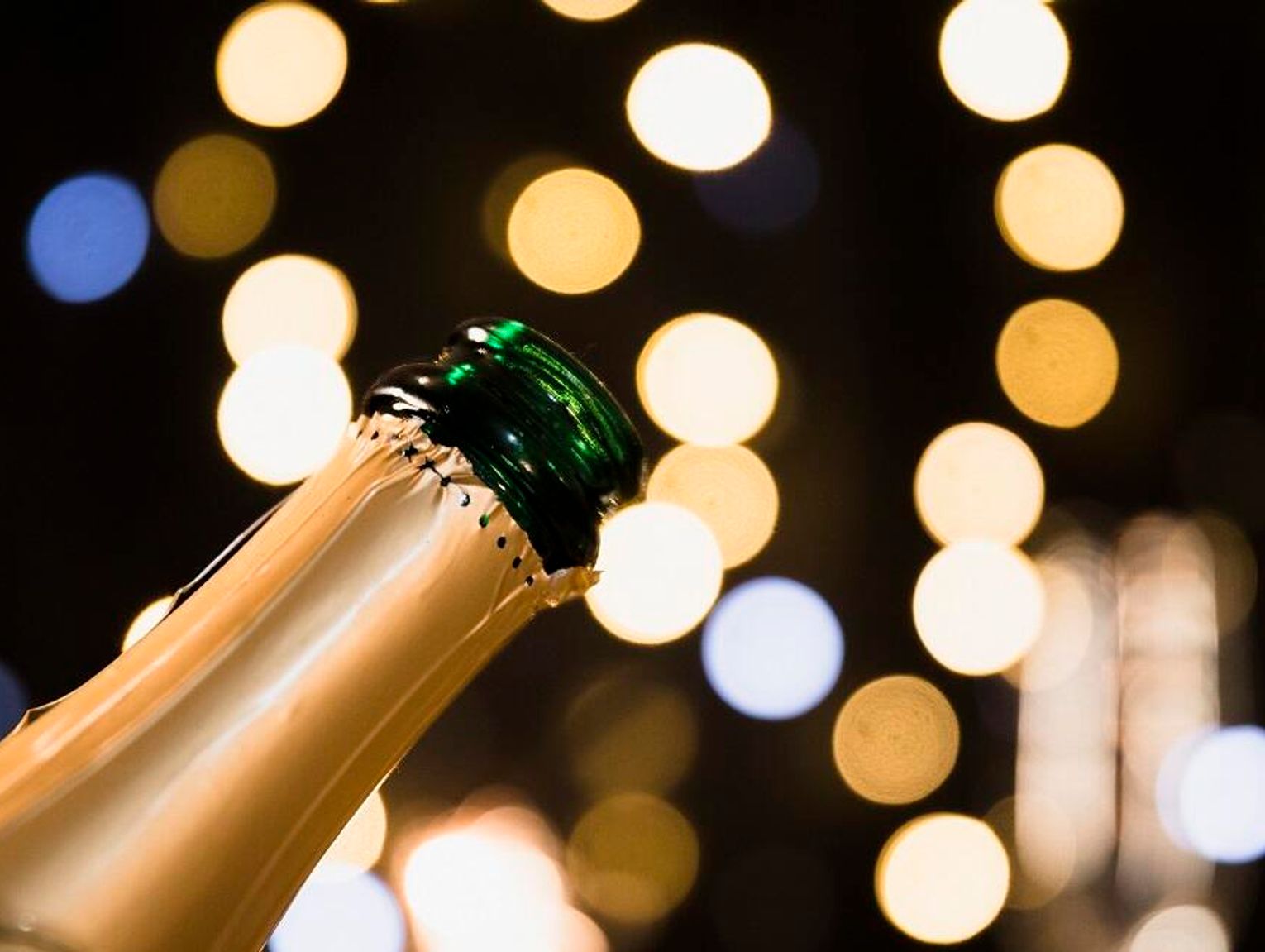 Wiadomości lokalne. O miejskim sylwestrze w Chełmie wciąż kilka wiadomo, ale będzie można go uczcić w miejskiej przestrzeni alkoholem. Radni podjęli decyzję w tej sprawie