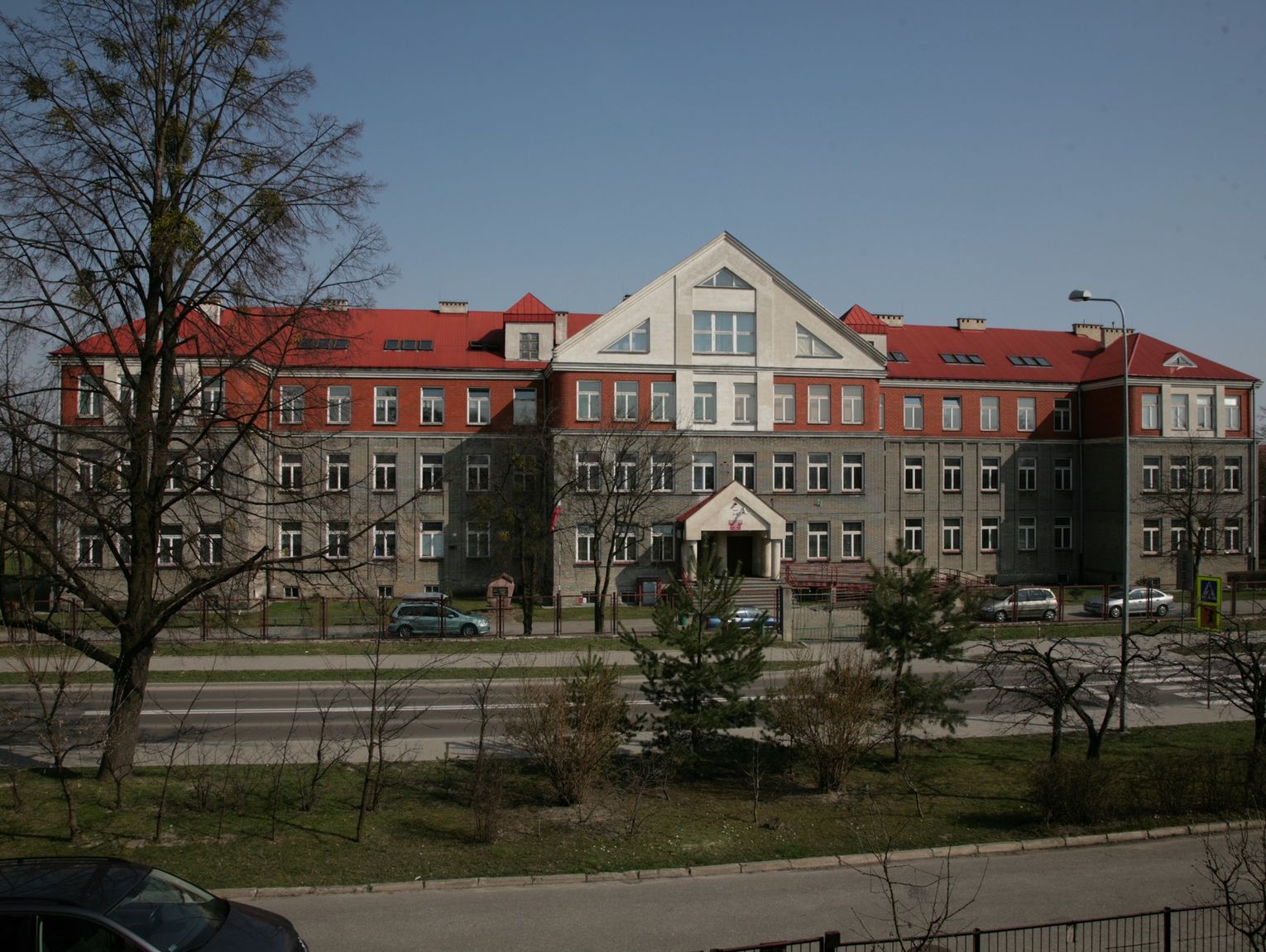 Wiadomości lokalne. Otwarcie ofert w przetargach na termomodernizację kolejnych szkół i przedszkoli w Chełmie