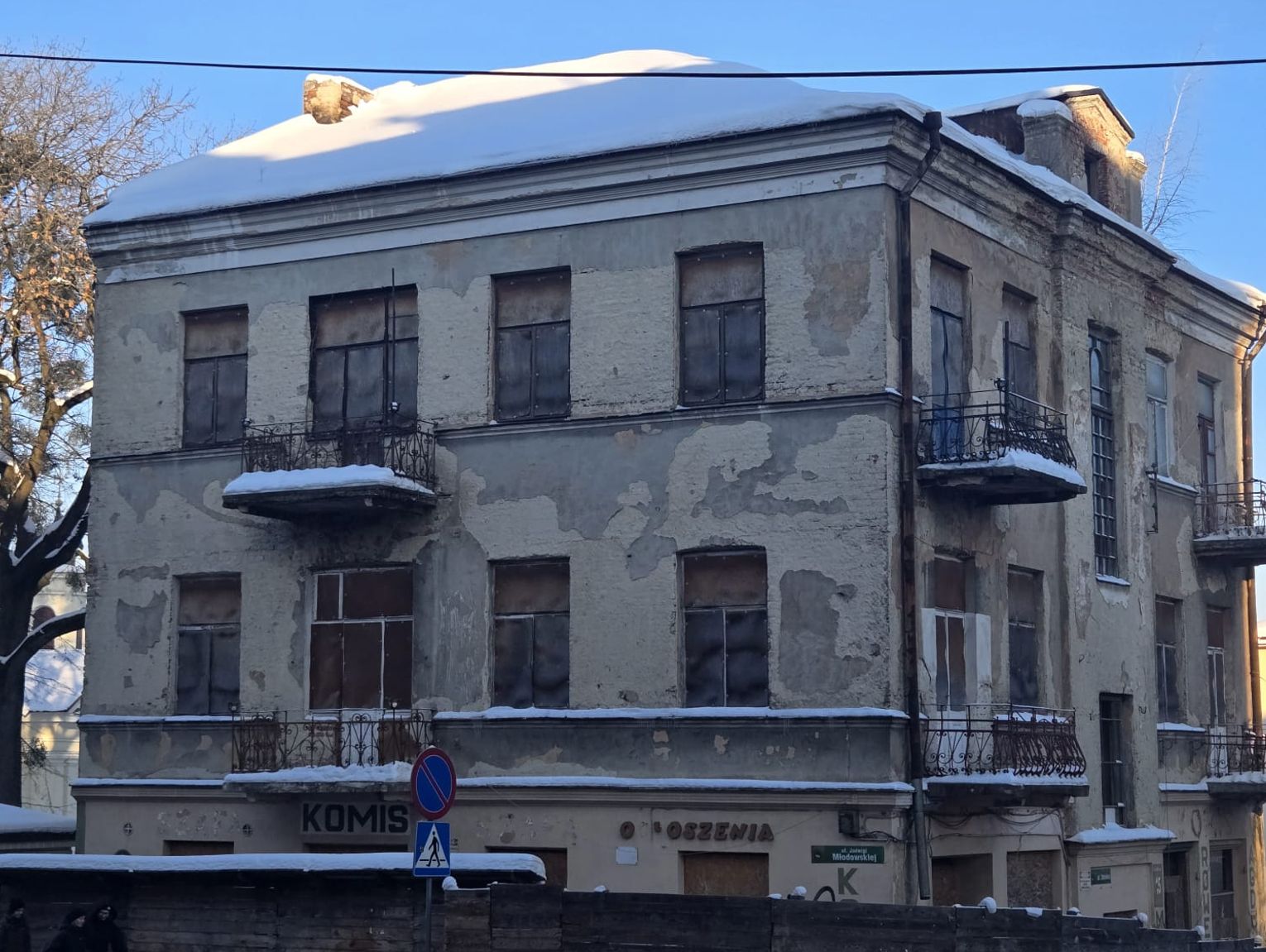 Wiadomości lokalne. Pustostany w Chełmie – część lokali czeka na remonty.