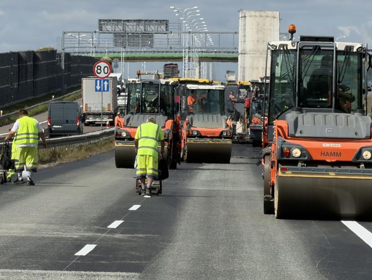 Wiadomości lokalne. Remont S12/S17: Świdnik na finiszu, Piaski na początek