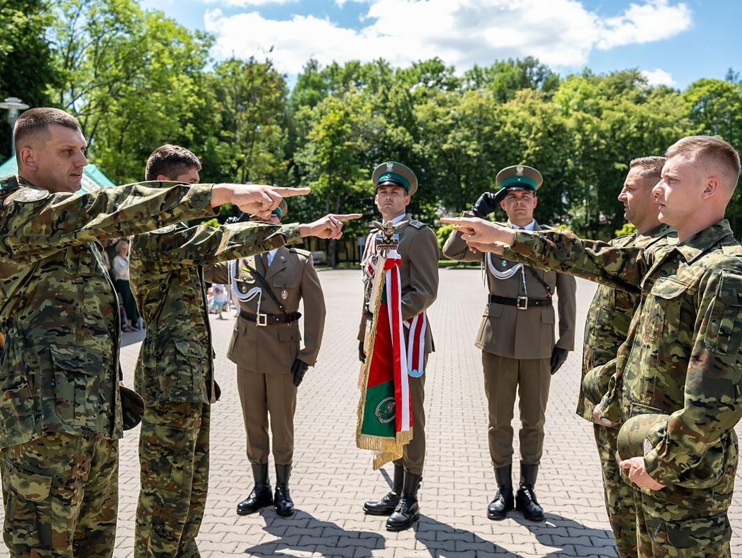 Wiadomości lokalne - Ślubowanie nowo przyjętych funkcjonariuszy NOSG