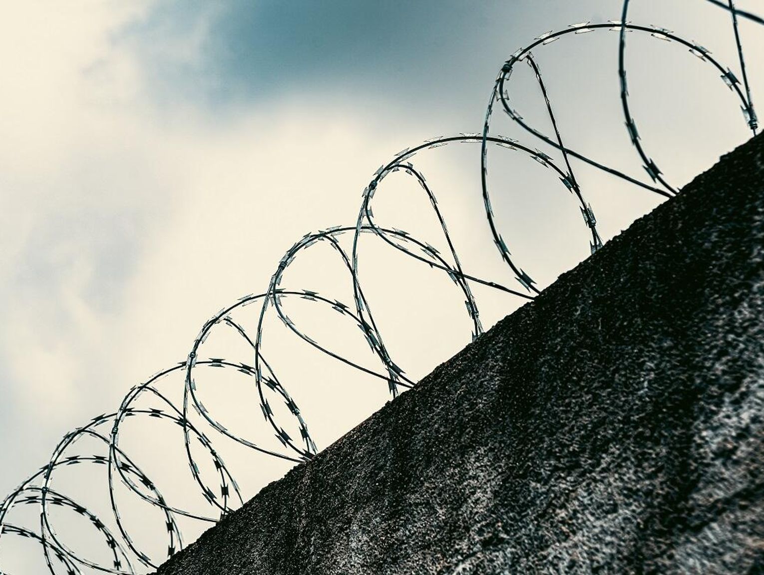 Wiadomości lokalne. Śmierć osadzonego w Zakładzie Karnym w Chełmie. Mężczyzna targnął się na swoje życie