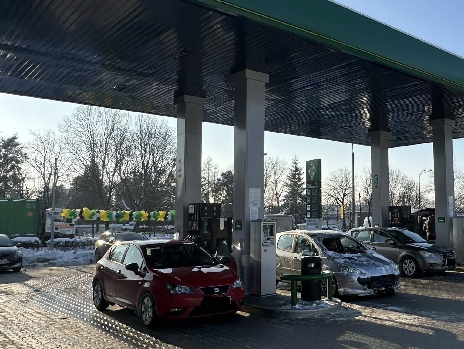 Wiadomości lokalne. Sprzedaż paliwa na miejskiej stacji w Chełmie niemal podwojona, kierowcy szukają oszczędności