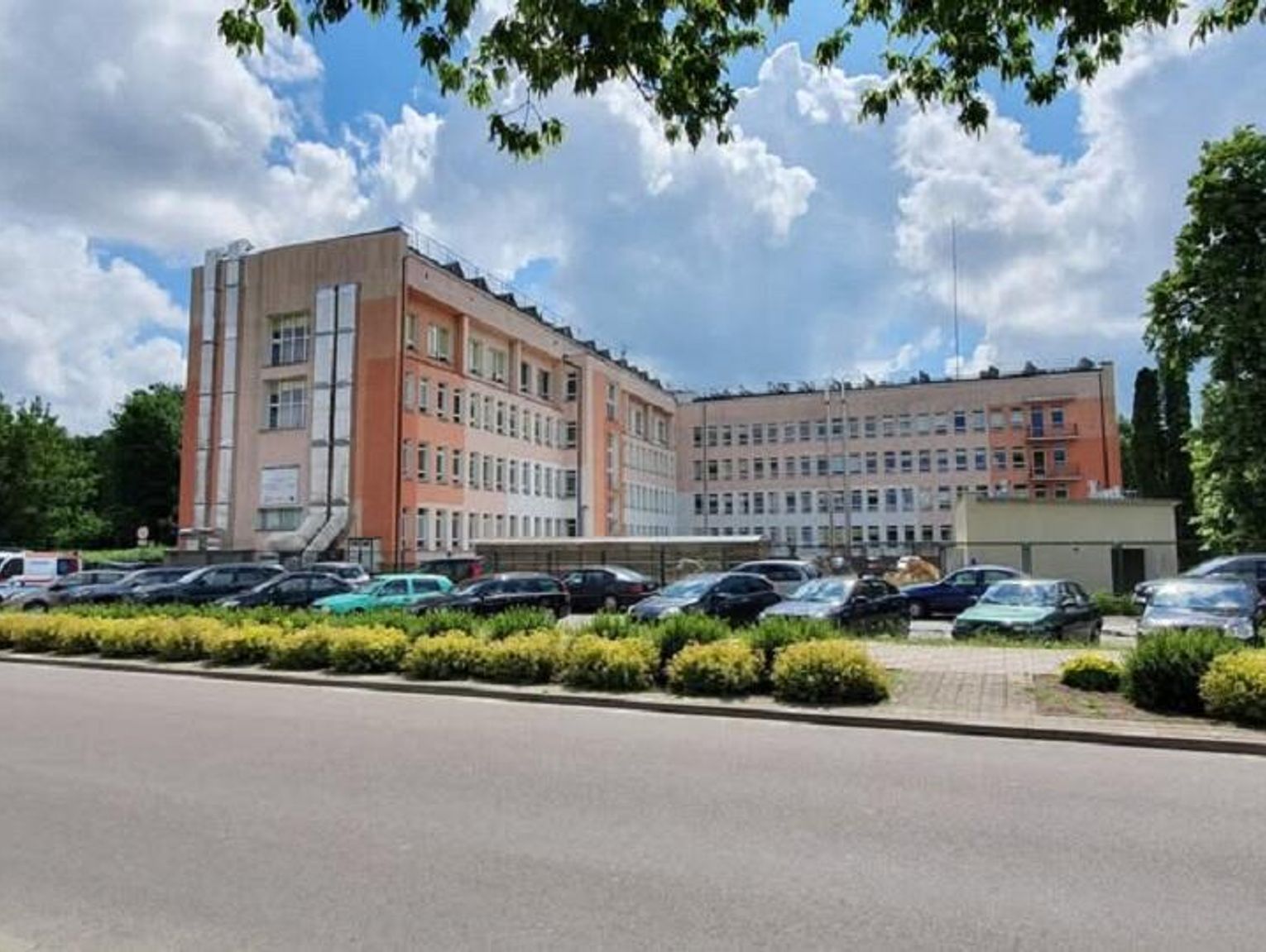Wiadomości lokalne. Trudna sytuacja krasnostawskiego szpitala. Radni debatowali