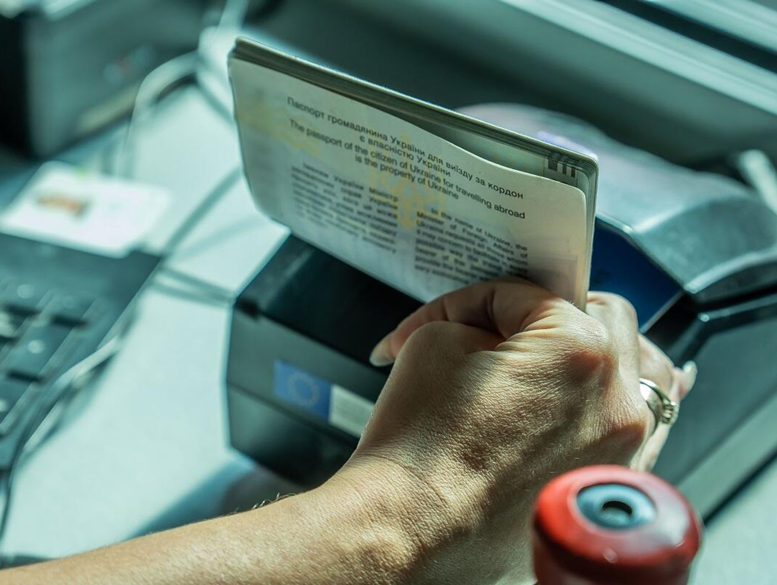 Wiadomości lokalne. Wpadł na granicy w Dorohusku. Był ścigany czerwoną notą
