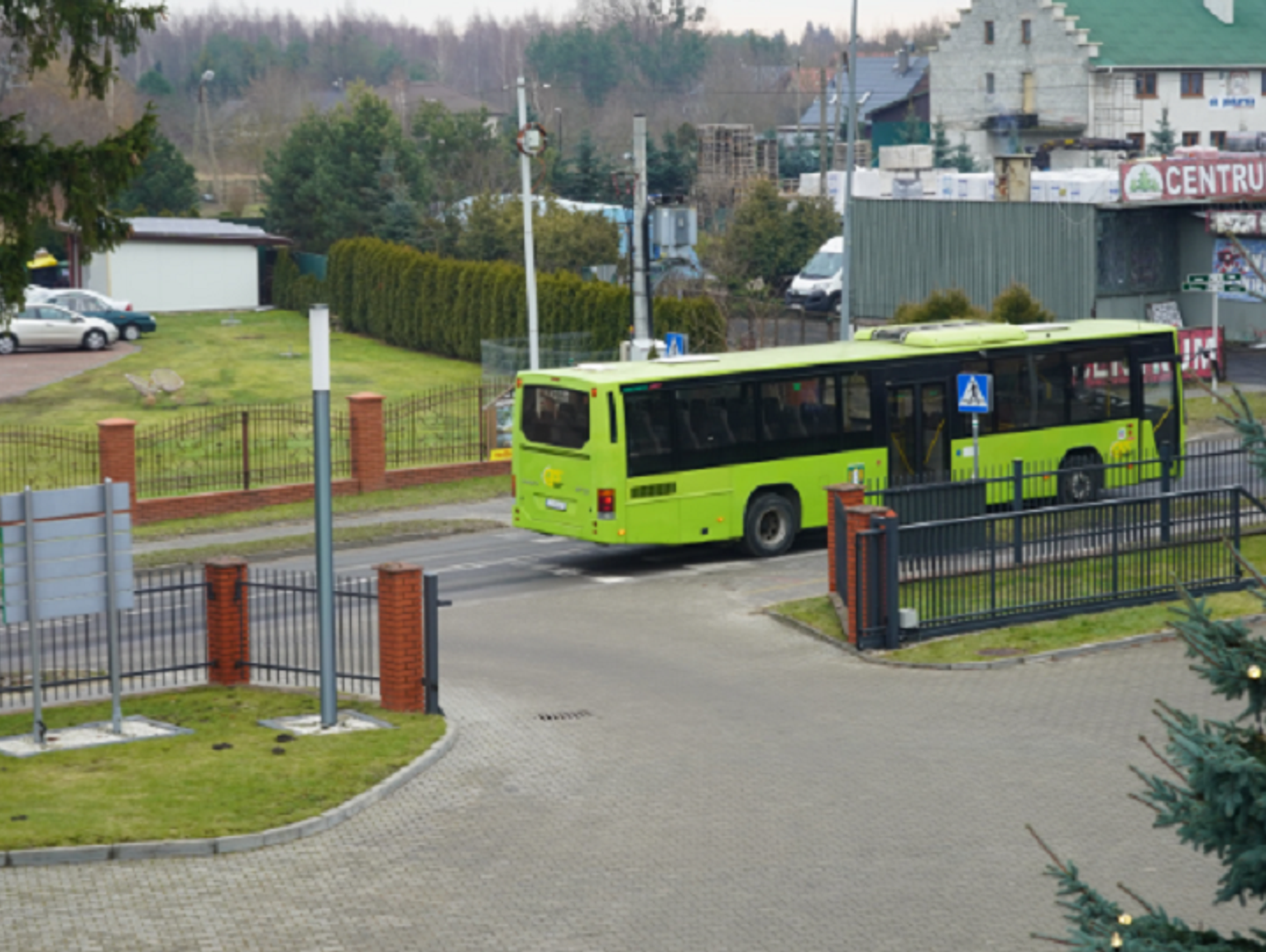 Wiadomości lokalne. Zaginiony Łotysz odnaleziony w Krasnymstawie. Gminne porozumienie komunikacyjne. ZUS przypomina o wakacjach składkowych