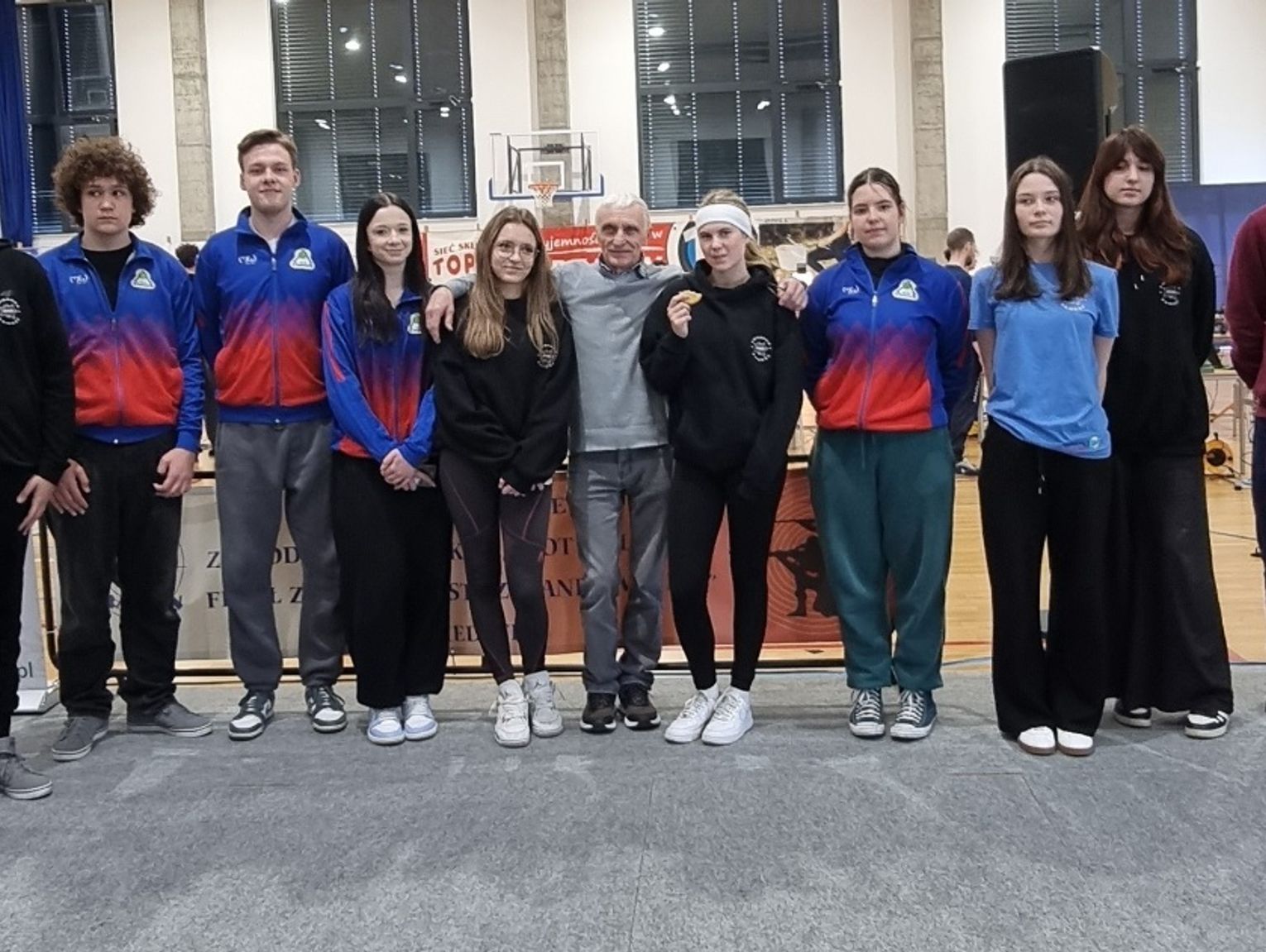 Wiadomości sportowe - Dragoni rywalizowali w karabinie pneumatycznym