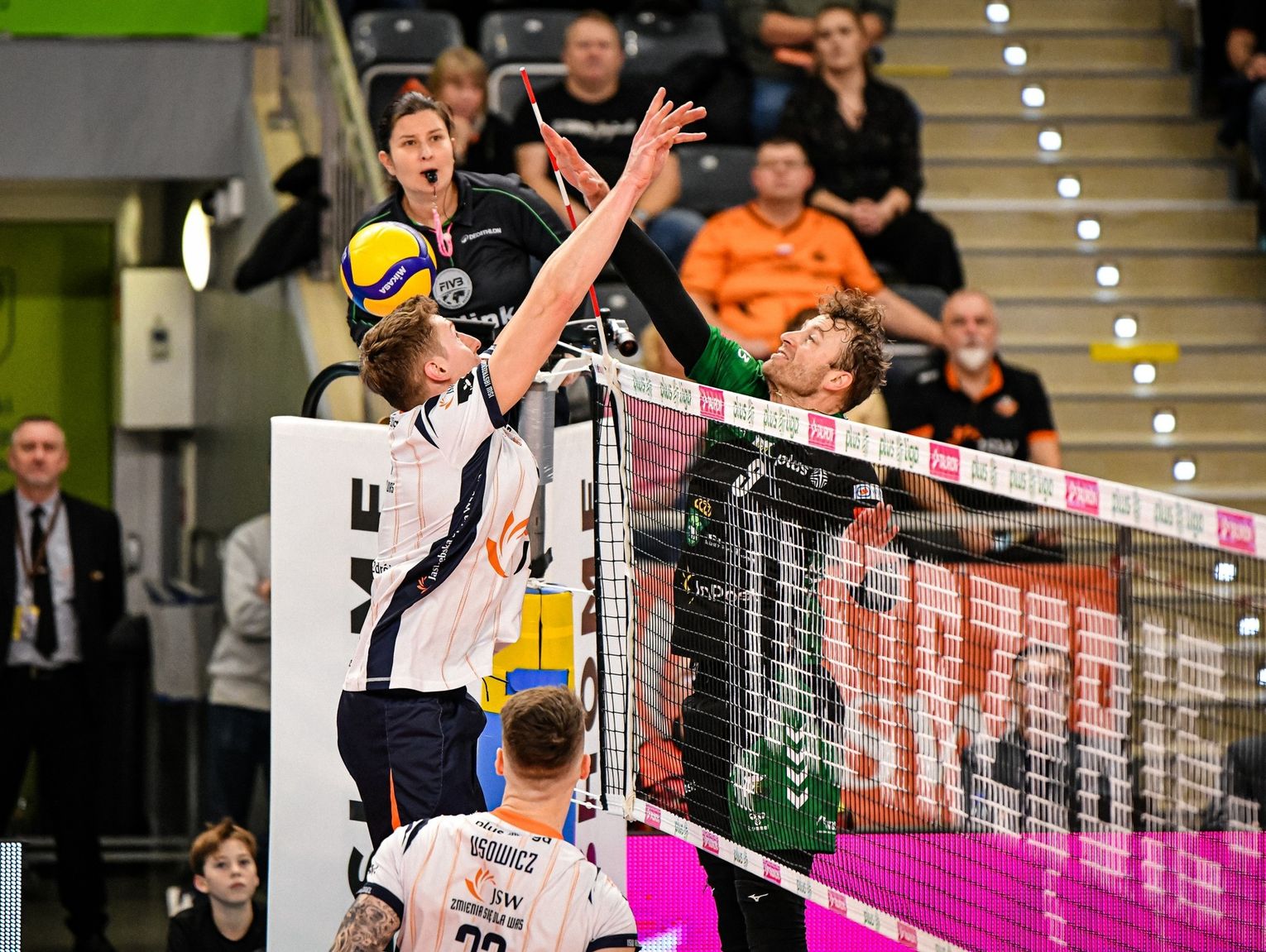 Wiadomości sportowe - InPost ChKS Chełm uległ Jastrzębskiemu Węglowi