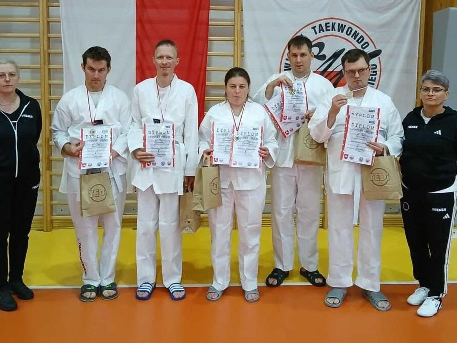 Wiadomości sportowe - kolejne medale zawodników UKS-u Songo