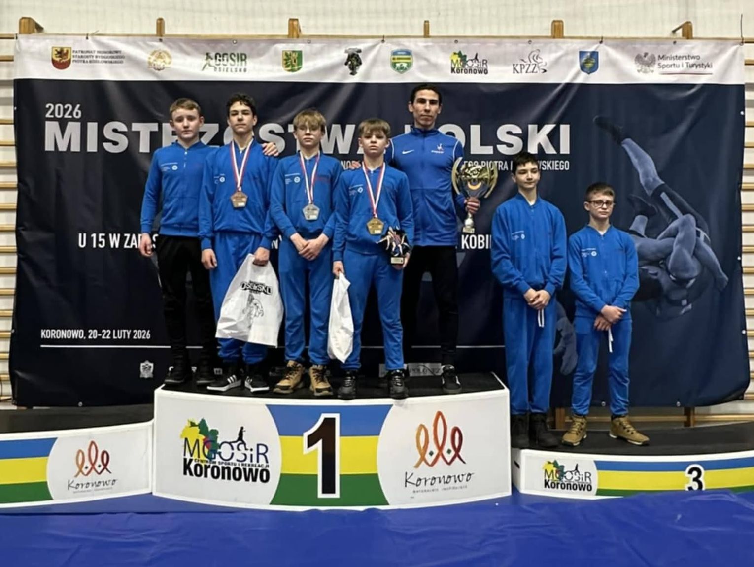 Wiadomości sportowe - LMKS Krasnystaw nie schodzi z podium