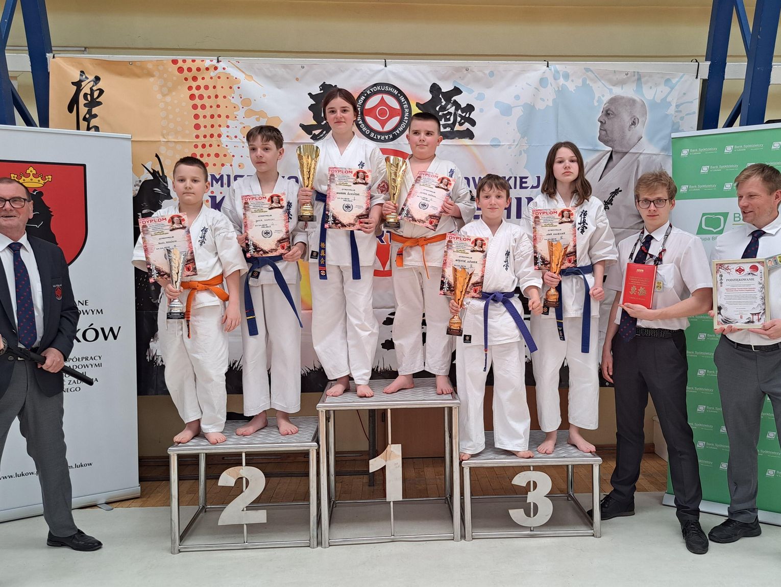 Wiadomości sportowe - medale karateków chełmskiego Kanku