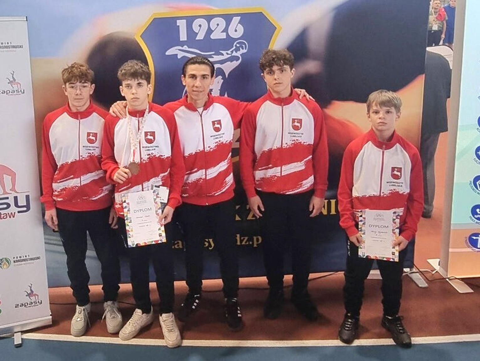 Wiadomości sportowe - medale krasnostawskich zapaśników i taekwondoków